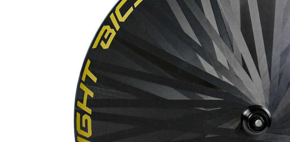 light-bicycle-carbon-tubeless-capable-full-disc-wheel